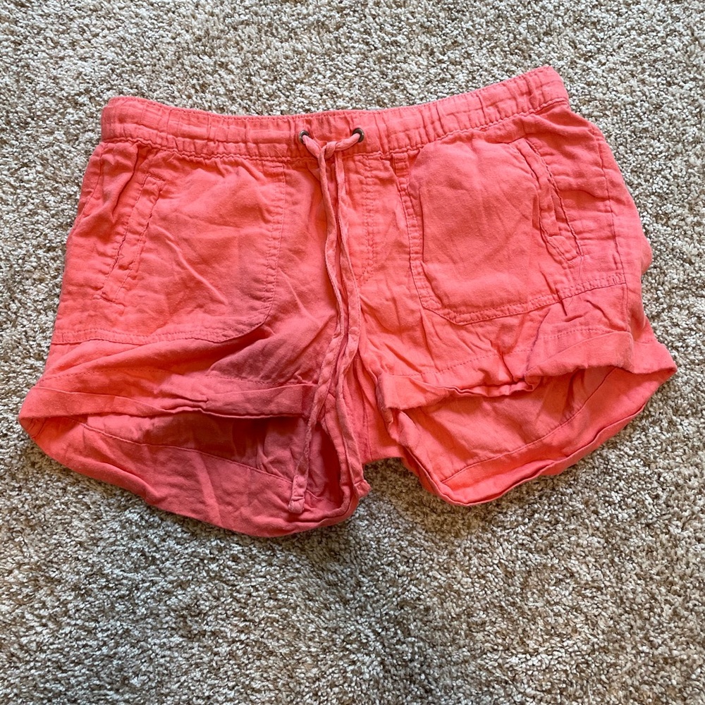 Women’s linen shorts